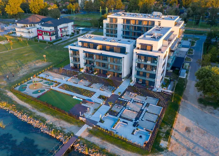 Goldenhills Panorama Apartment