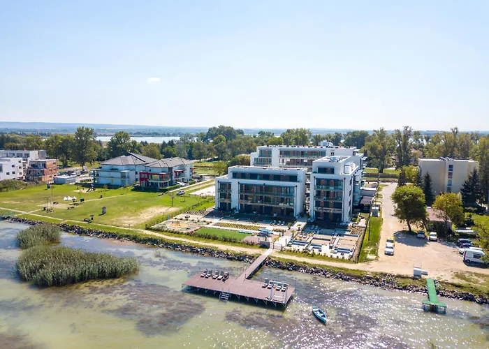 Goldenhills Panorama Apartment *